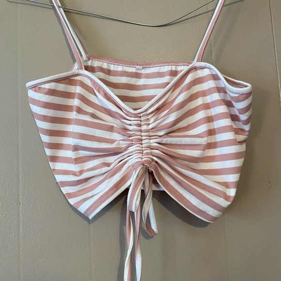 Cropped tank - Picture 1 of 1
